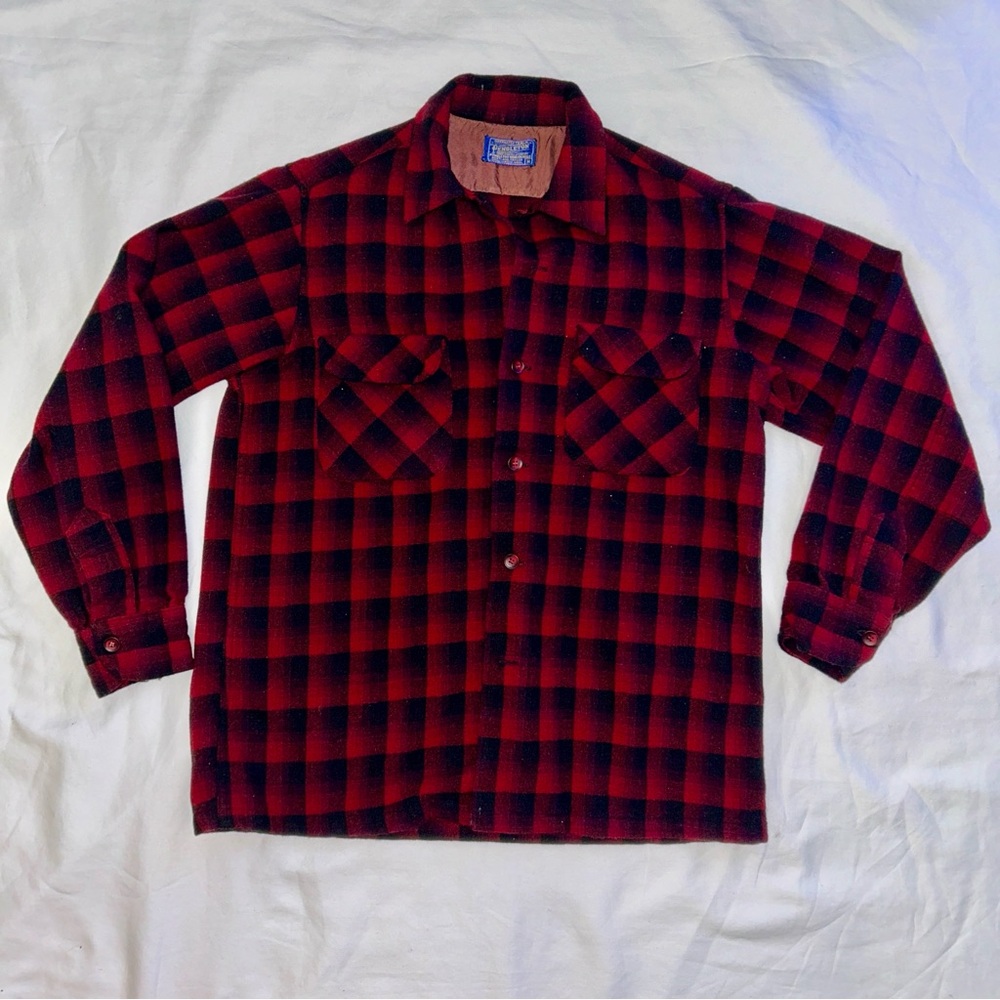 Pendleton Men’s Vintage Red & Black Buffalo Plaid Wool Flannel (M)